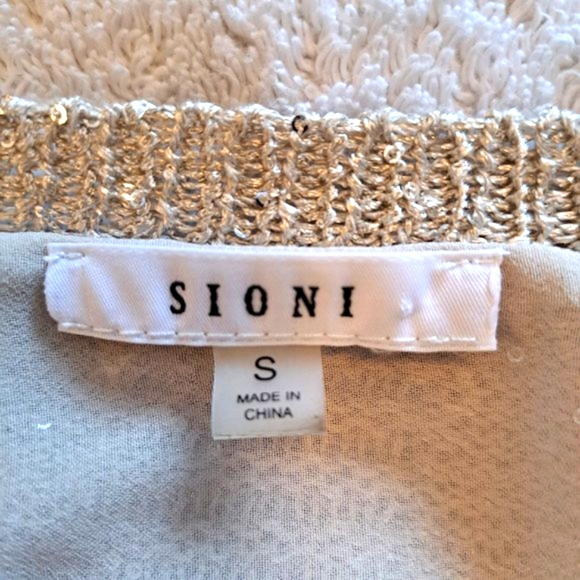 Sioni Layered Look Sparkly Silver Pullover Sweater Size Small - Picture 5 of 6